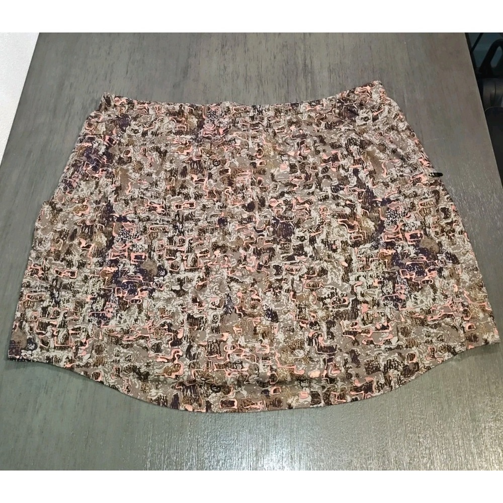Royal Robbins Woman's XL Trim Fit Skort Green Print Outdoor Hiking & Golfing